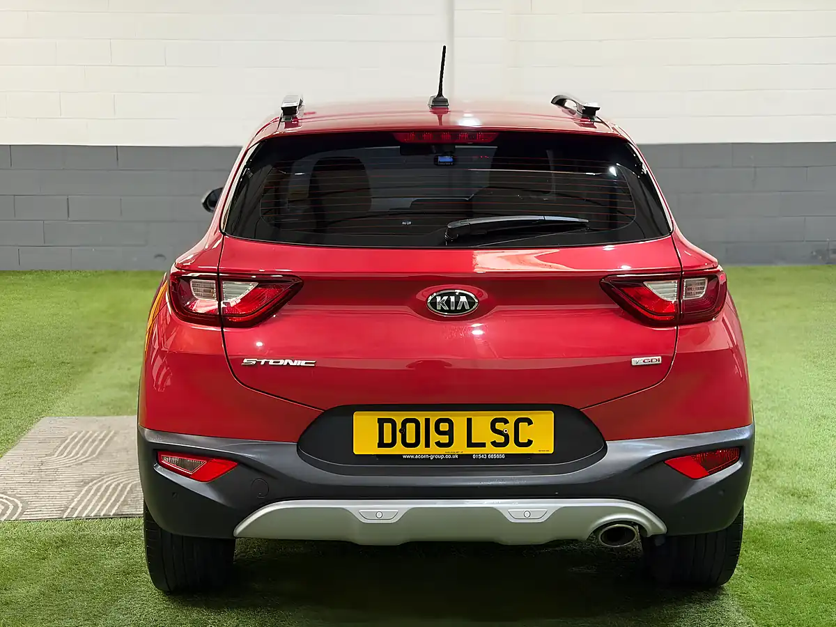 Used 2019 Kia Stonic 2 Red - Interior and Exterior details 4