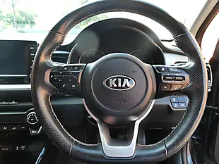 Used 2019 Kia Stonic 3 Grey - Interior and Exterior details 7