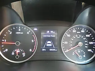 Used 2019 Kia Stonic 3 Grey - Interior and Exterior details 9