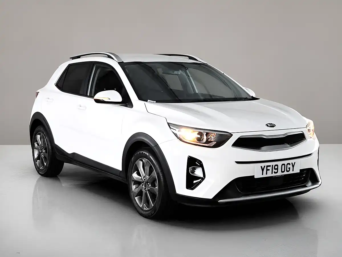Used 2019 Kia Stonic 3 White - Front View