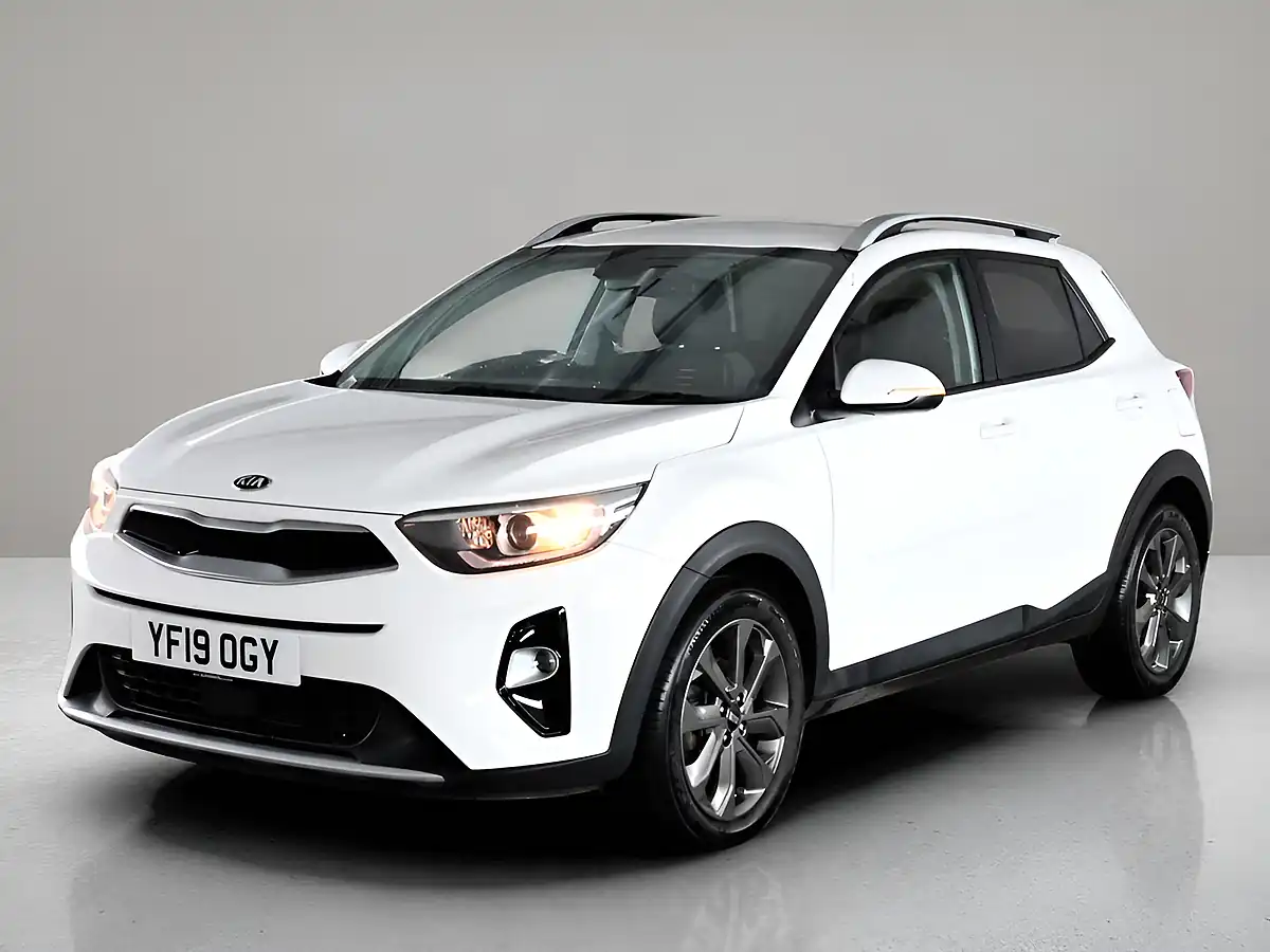 Used 2019 Kia Stonic 3 White - Interior and Exterior details 3