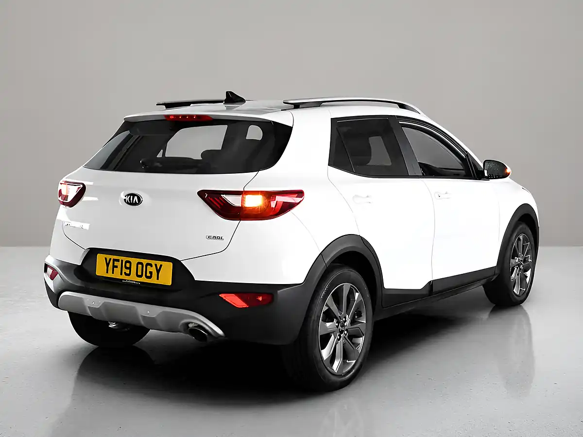 Used 2019 Kia Stonic 3 White - Interior and Exterior details 6