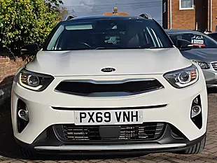 Used 2019 Kia Stonic White - Interior and Exterior details 2