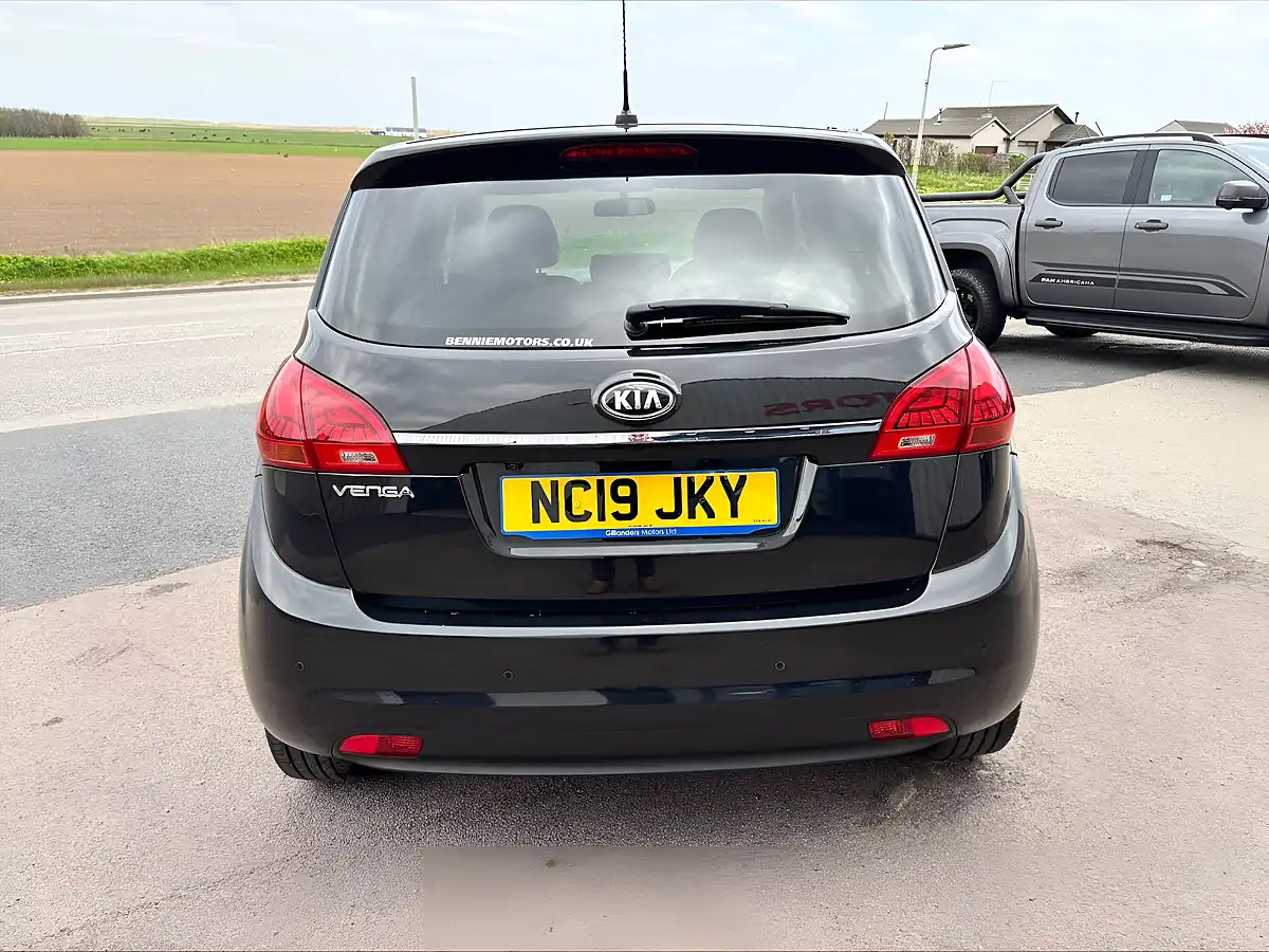 Used 2019 Kia Venga 3 Black - Interior and Exterior details 10