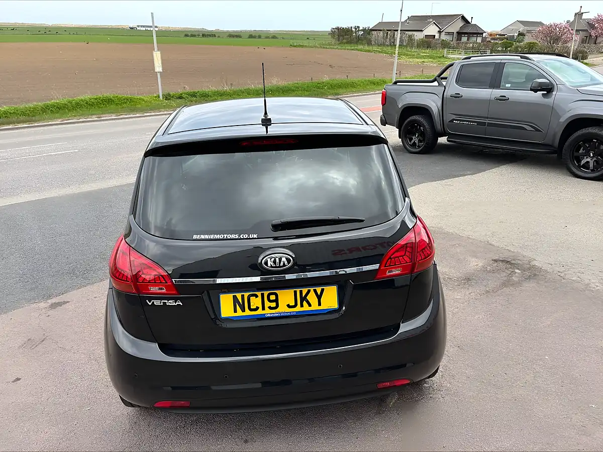 Used 2019 Kia Venga 3 Black - Interior and Exterior details 11
