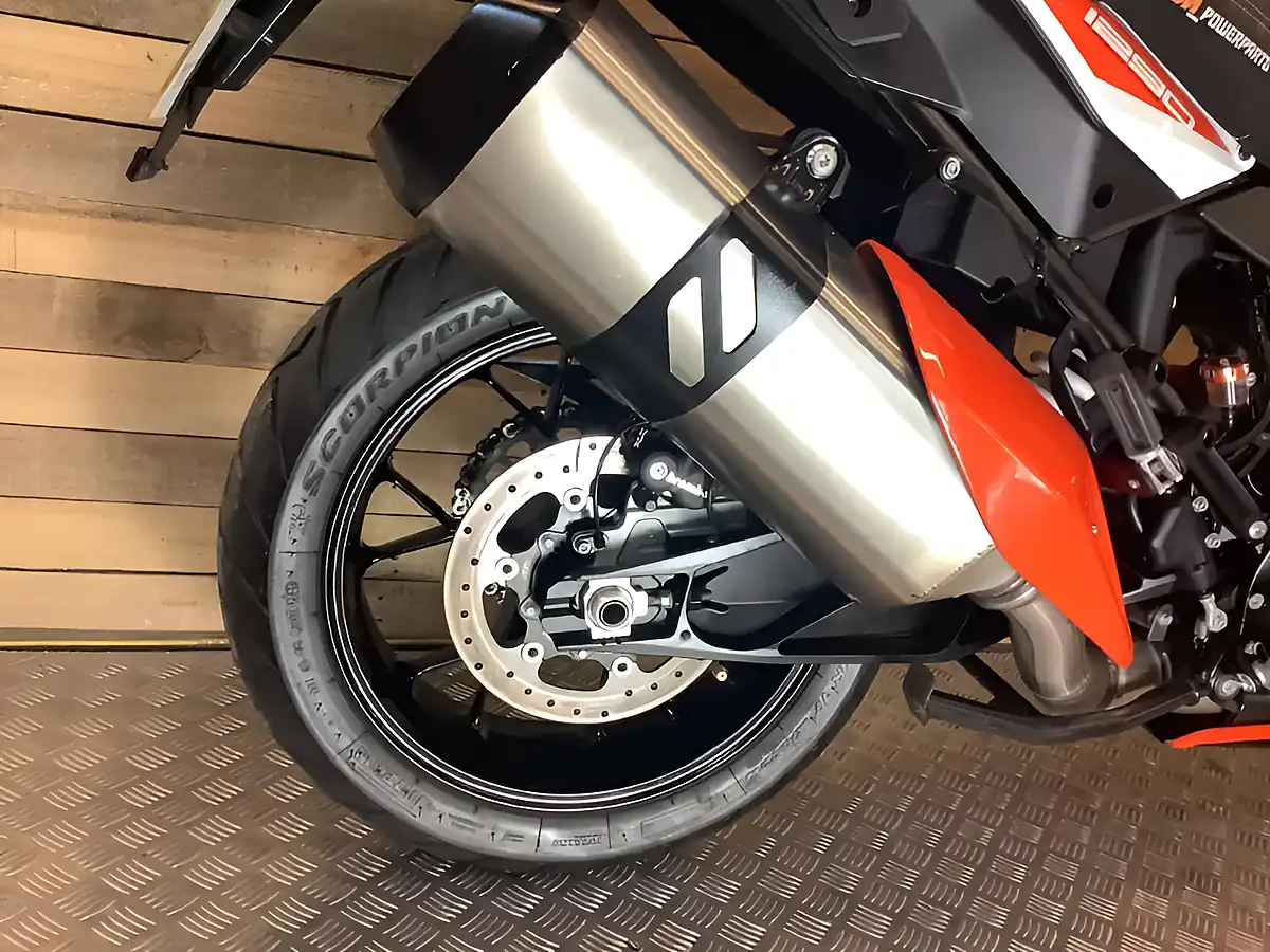 Used 2019 Ktm 1290 Super Adventure Orange - Interior and Exterior details 19