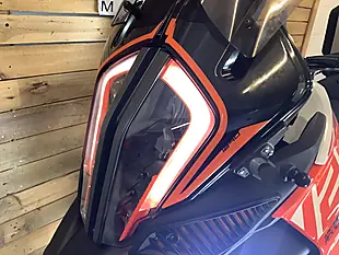 Used 2019 Ktm 1290 Super Adventure Orange - Interior and Exterior details 7