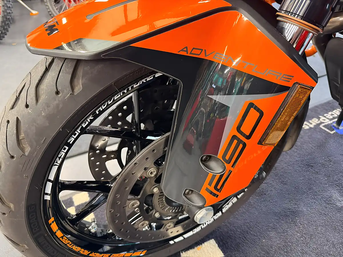 Used 2019 Ktm 1290 Super Adventure S - Interior and Exterior details 16