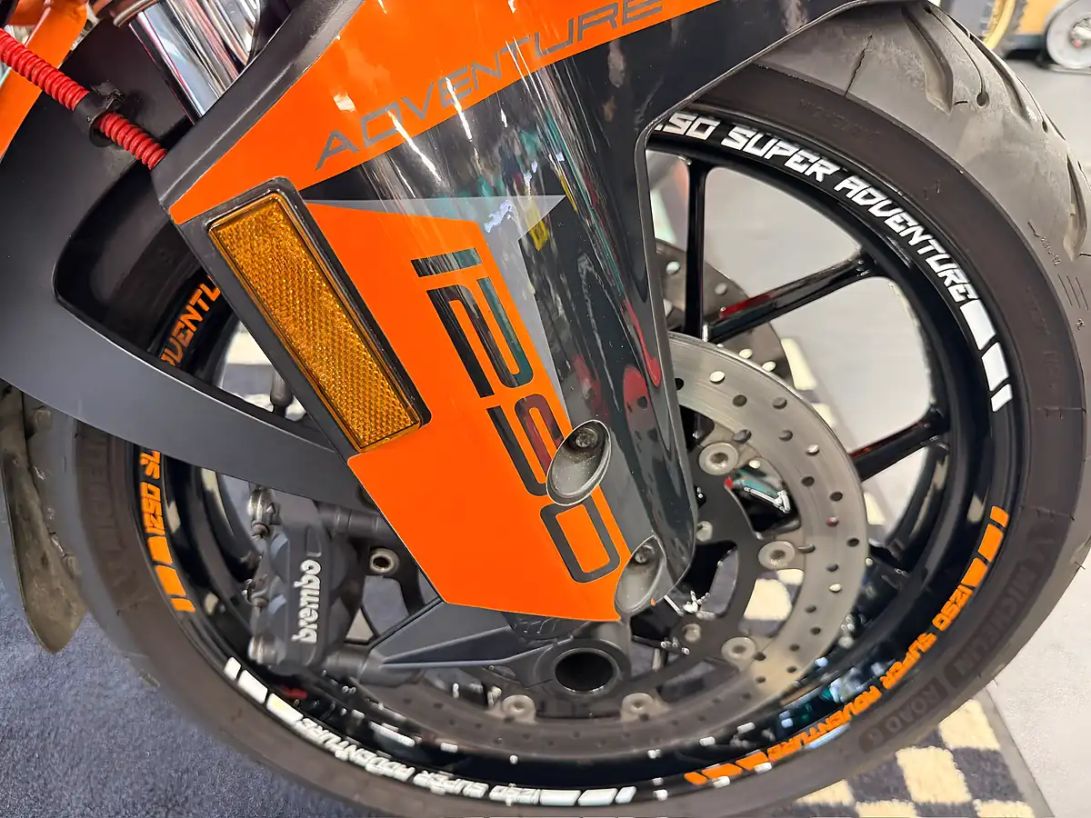 Used 2019 Ktm 1290 Super Adventure S - Interior and Exterior details 4