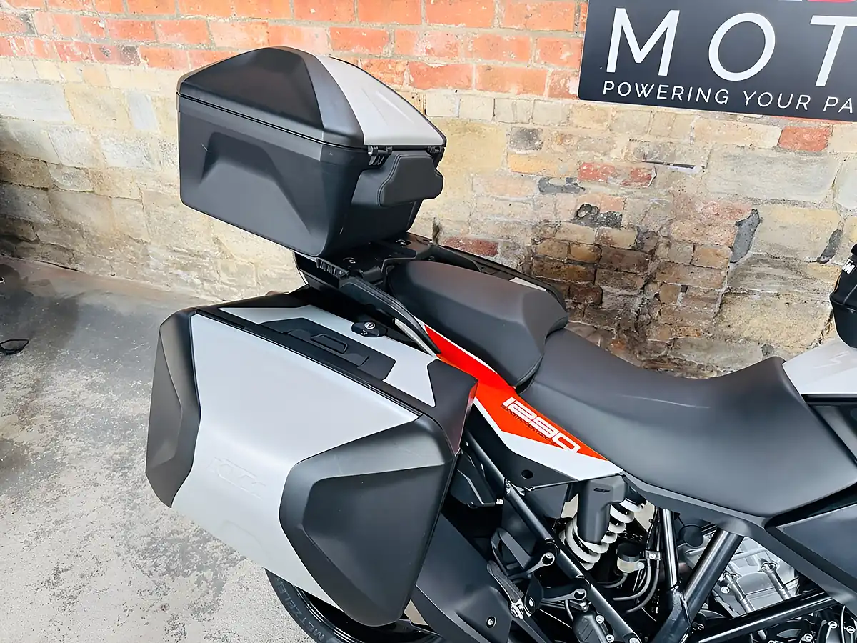 Used 2019 Ktm 1290 Super Adventure S Travel Pack Orange - Interior and Exterior details 10