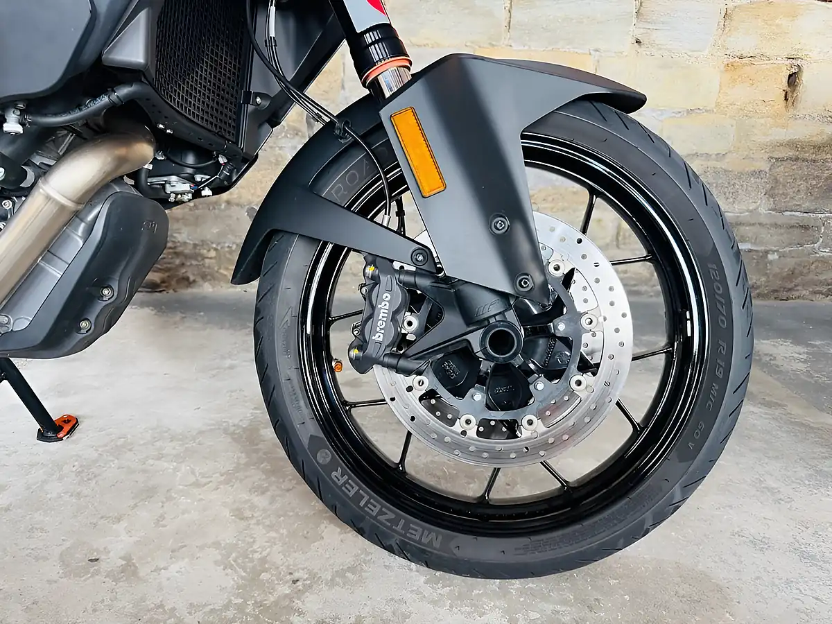 Used 2019 Ktm 1290 Super Adventure S Travel Pack Orange - Interior and Exterior details 5