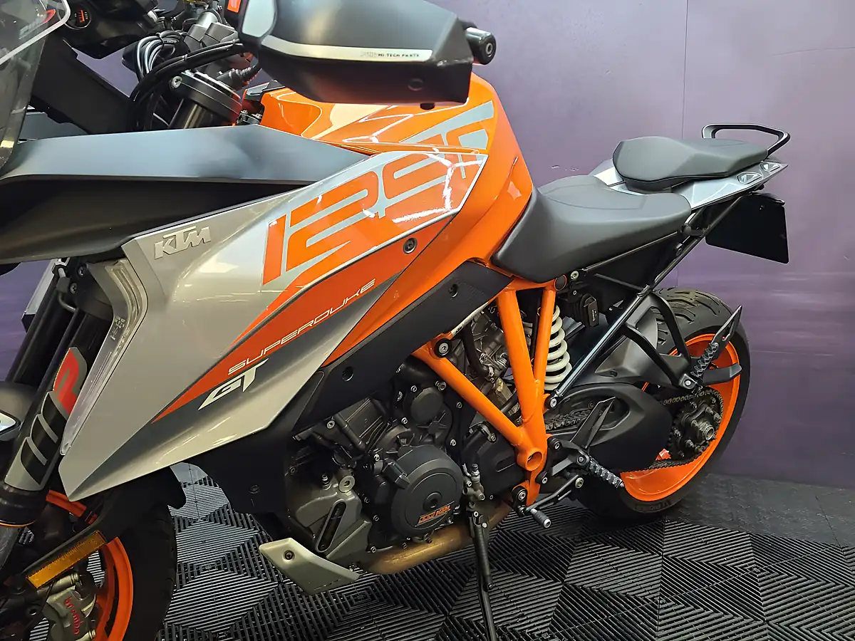 Used 2019 Ktm 1290 Super Duke GT Orange - Interior and Exterior details 11
