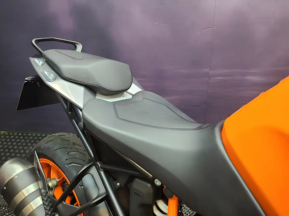 Used 2019 Ktm 1290 Super Duke GT Orange - Interior and Exterior details 13