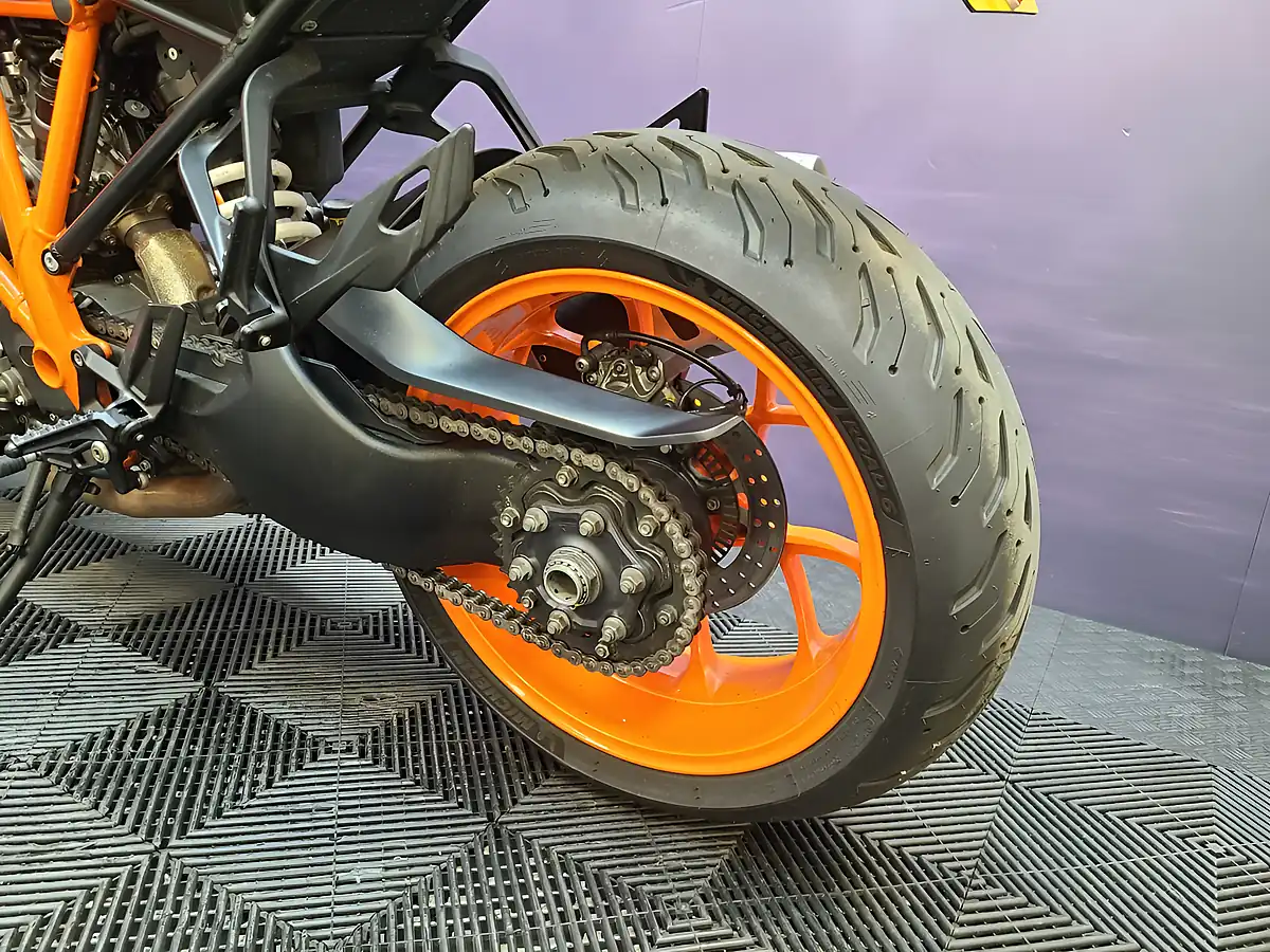 Used 2019 Ktm 1290 Super Duke GT Orange - Interior and Exterior details 18