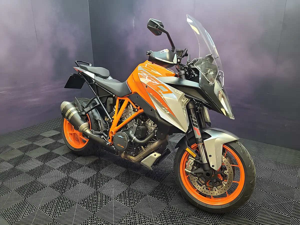 Used 2019 Ktm 1290 Super Duke GT Orange - Interior and Exterior details 4
