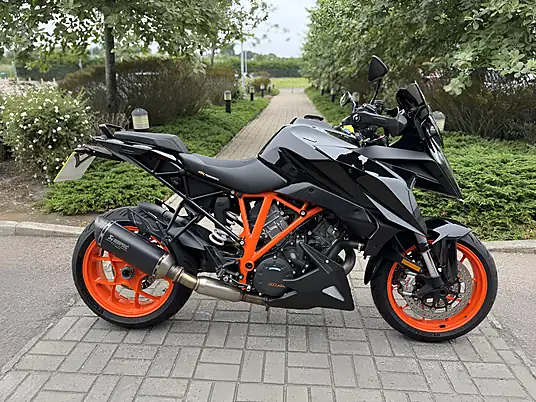2019 KTM 1290 SUPER DUKE GT