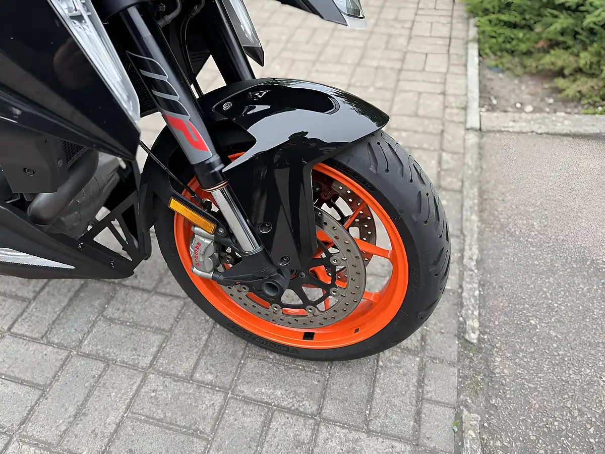 Used 2019 Ktm 1290 Super Duke GT Orange - Interior and Exterior details 13
