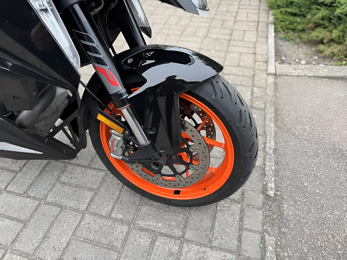 Used 2019 Ktm 1290 Super Duke GT Orange - Interior and Exterior details 14