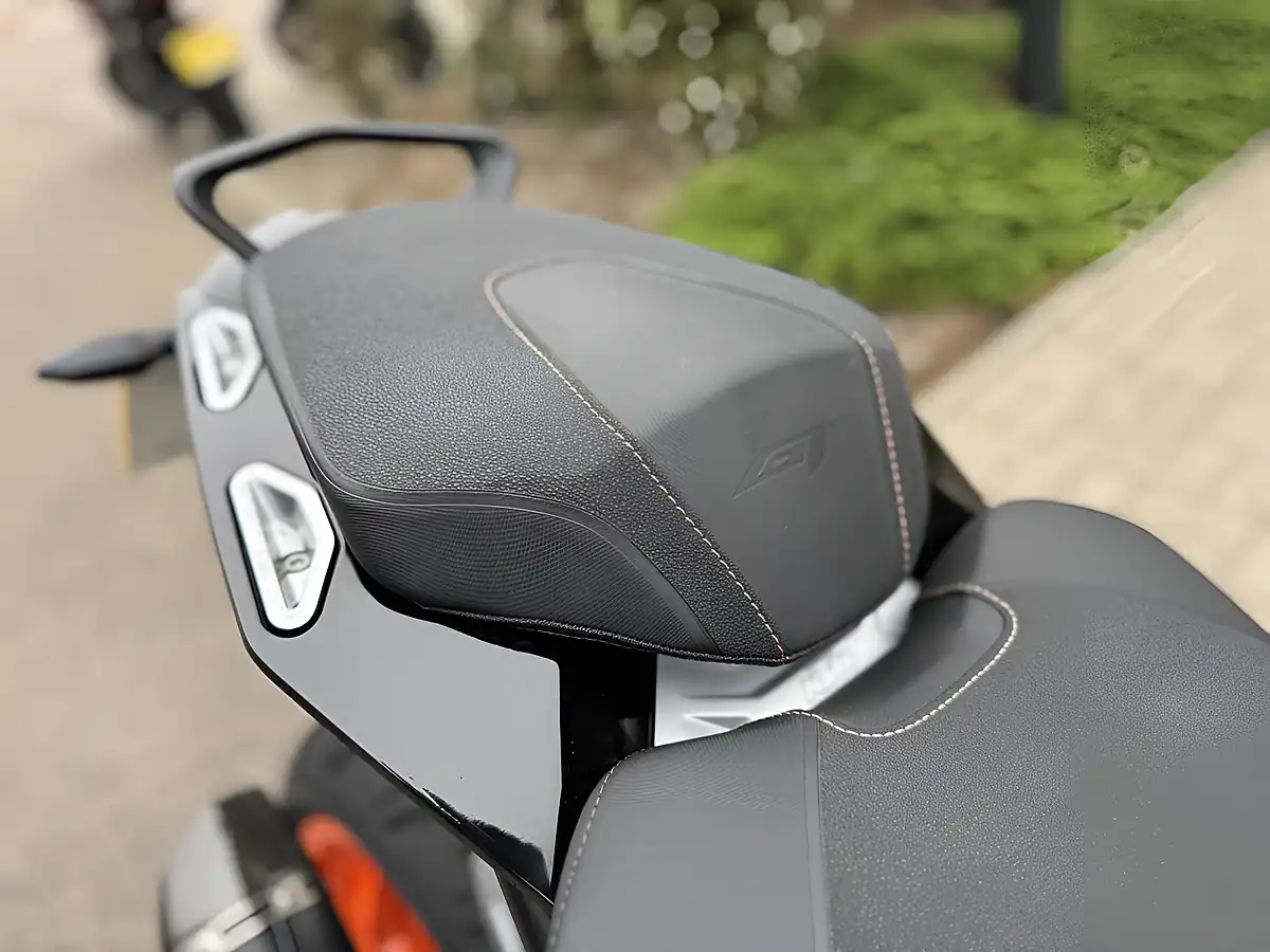 Used 2019 Ktm 1290 Super Duke GT Orange - Interior and Exterior details 18