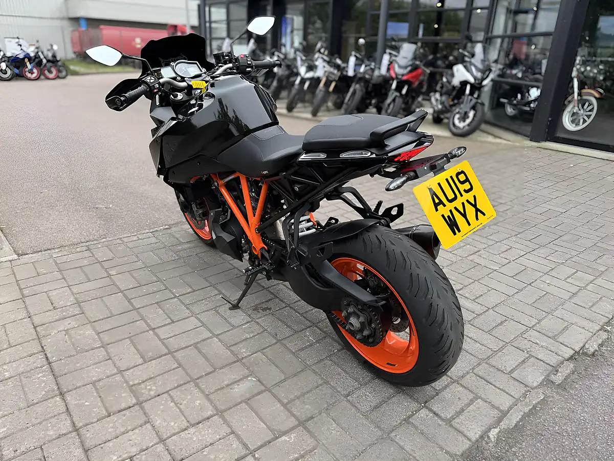 Used 2019 Ktm 1290 Super Duke GT Orange - Interior and Exterior details 3