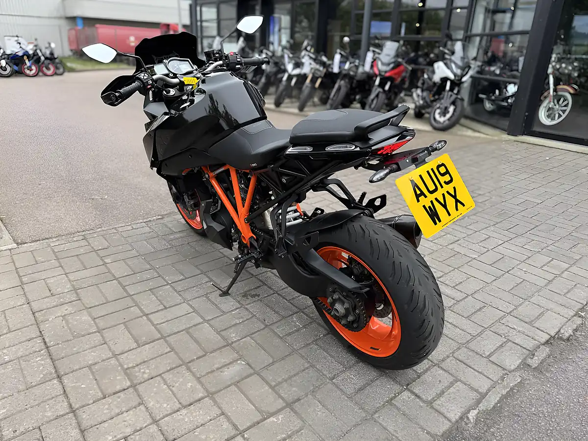 Used 2019 Ktm 1290 Super Duke GT Orange - Interior and Exterior details 5