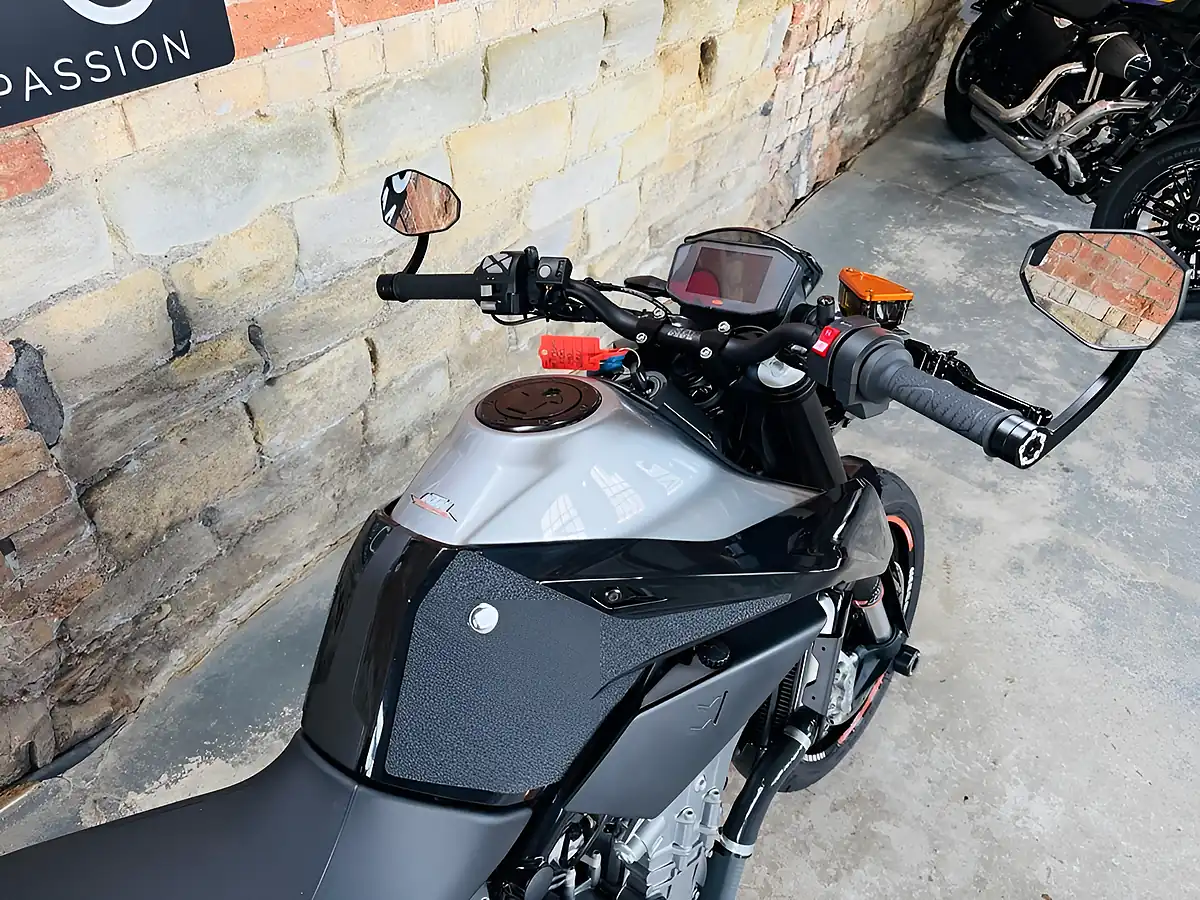 Used 2019 Ktm 790 Duke Abs Black - Interior and Exterior details 8