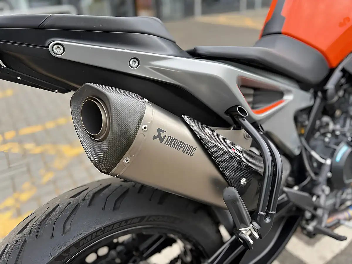 Used 2019 Ktm 790 Duke Orange - Interior and Exterior details 5
