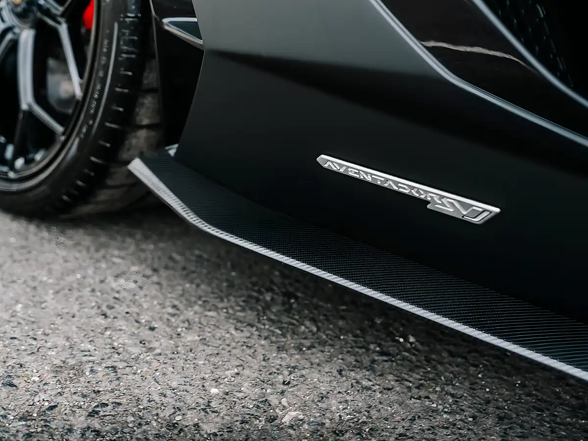 Used 2019 Lamborghini Aventador Svj Matte Black - Interior and Exterior details 16