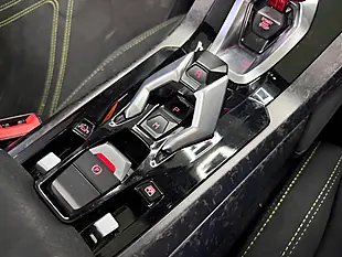 Used 2019 Lamborghini Huracan Performante Spyder Green - Interior and Exterior details 19