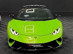 Used 2019 Lamborghini Huracan Performante Spyder Green - Interior and Exterior details 8