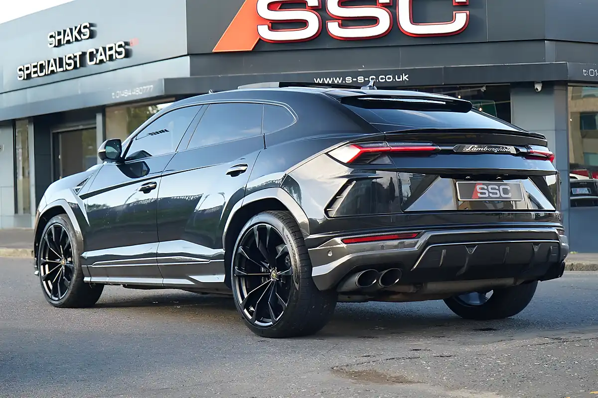 Used 2019 Lamborghini Urus Black - Interior and Exterior details 2