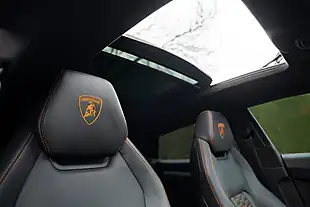 Used 2019 Lamborghini Urus Black Pack Grey - Interior and Exterior details 2