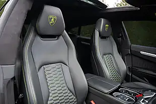 Used 2019 Lamborghini Urus Grey - Interior and Exterior details 3