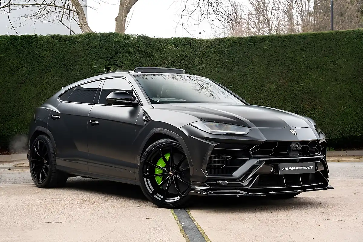 Used 2019 Lamborghini Urus Grey - Interior and Exterior details 5