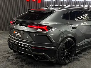 Used 2019 Lamborghini Urus Grey - Interior and Exterior details 12