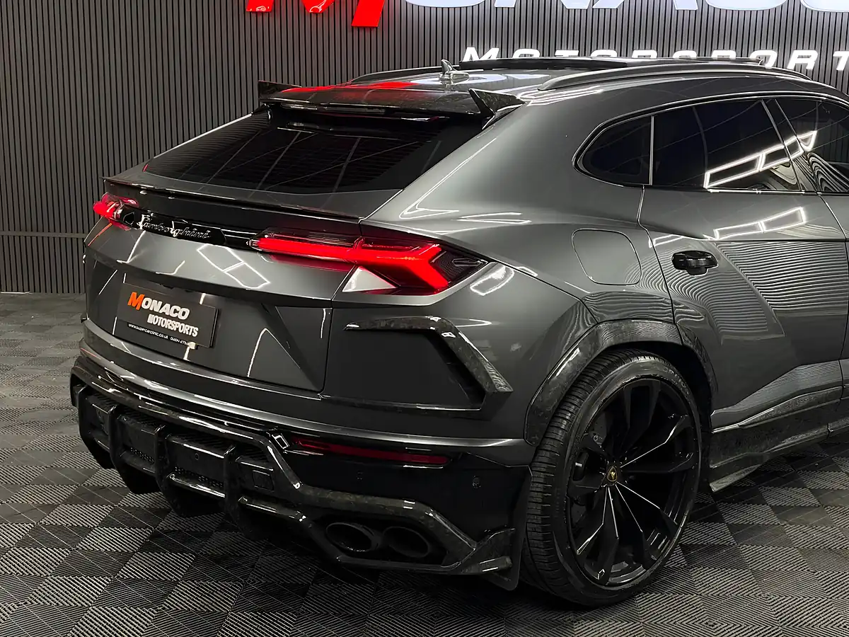 Used 2019 Lamborghini Urus Grey - Interior and Exterior details 12