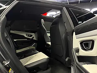 Used 2019 Lamborghini Urus Grey - Interior and Exterior details 14