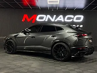Used 2019 Lamborghini Urus Grey - Interior and Exterior details 3