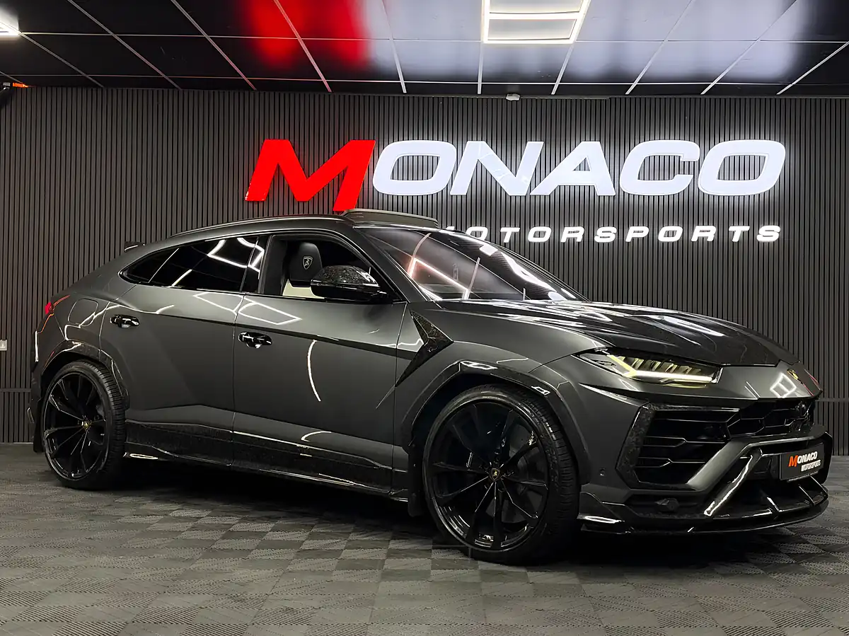Used 2019 Lamborghini Urus Grey - Interior and Exterior details 4