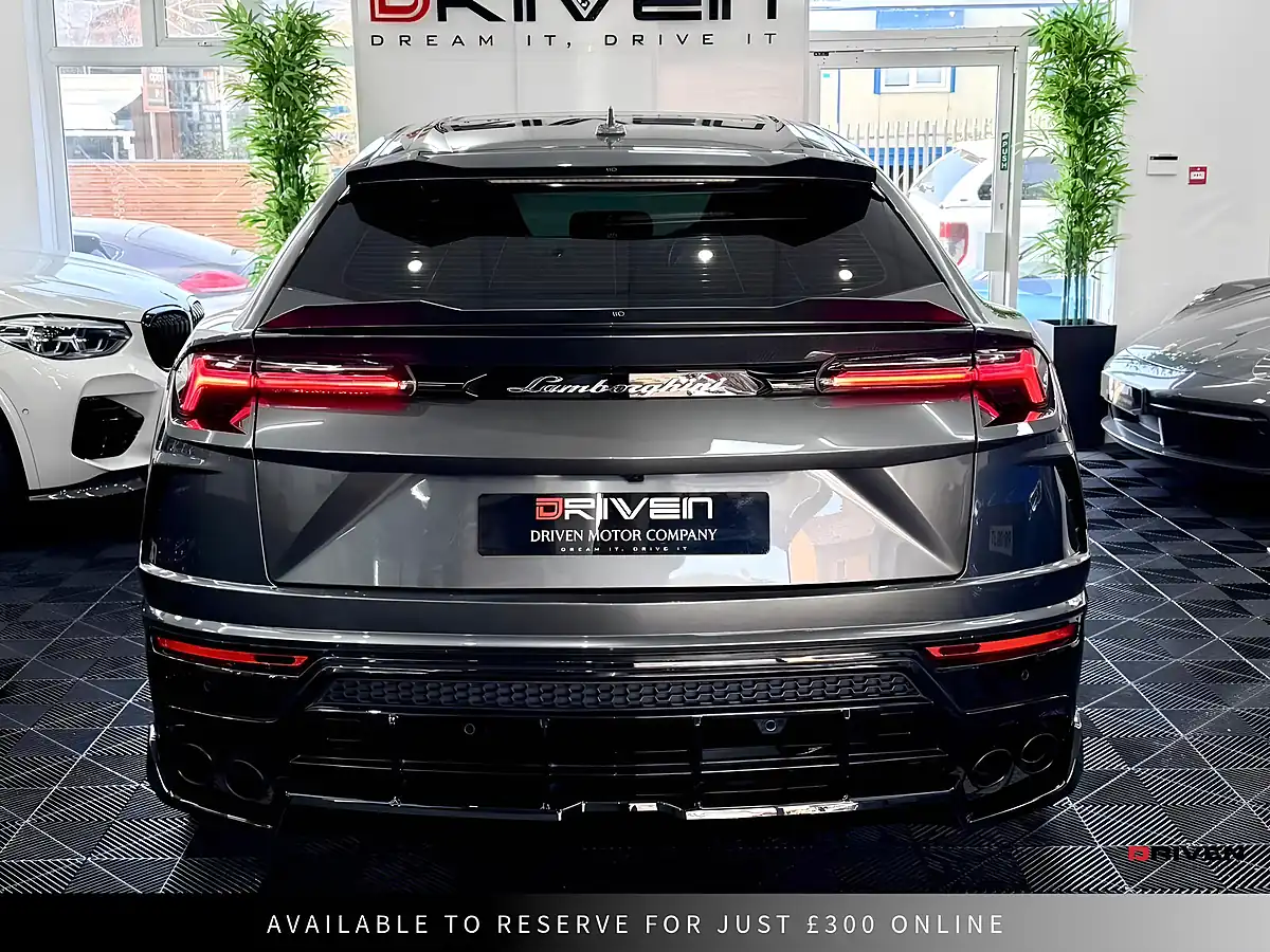Used 2019 Lamborghini Urus Grey - Interior and Exterior details 12