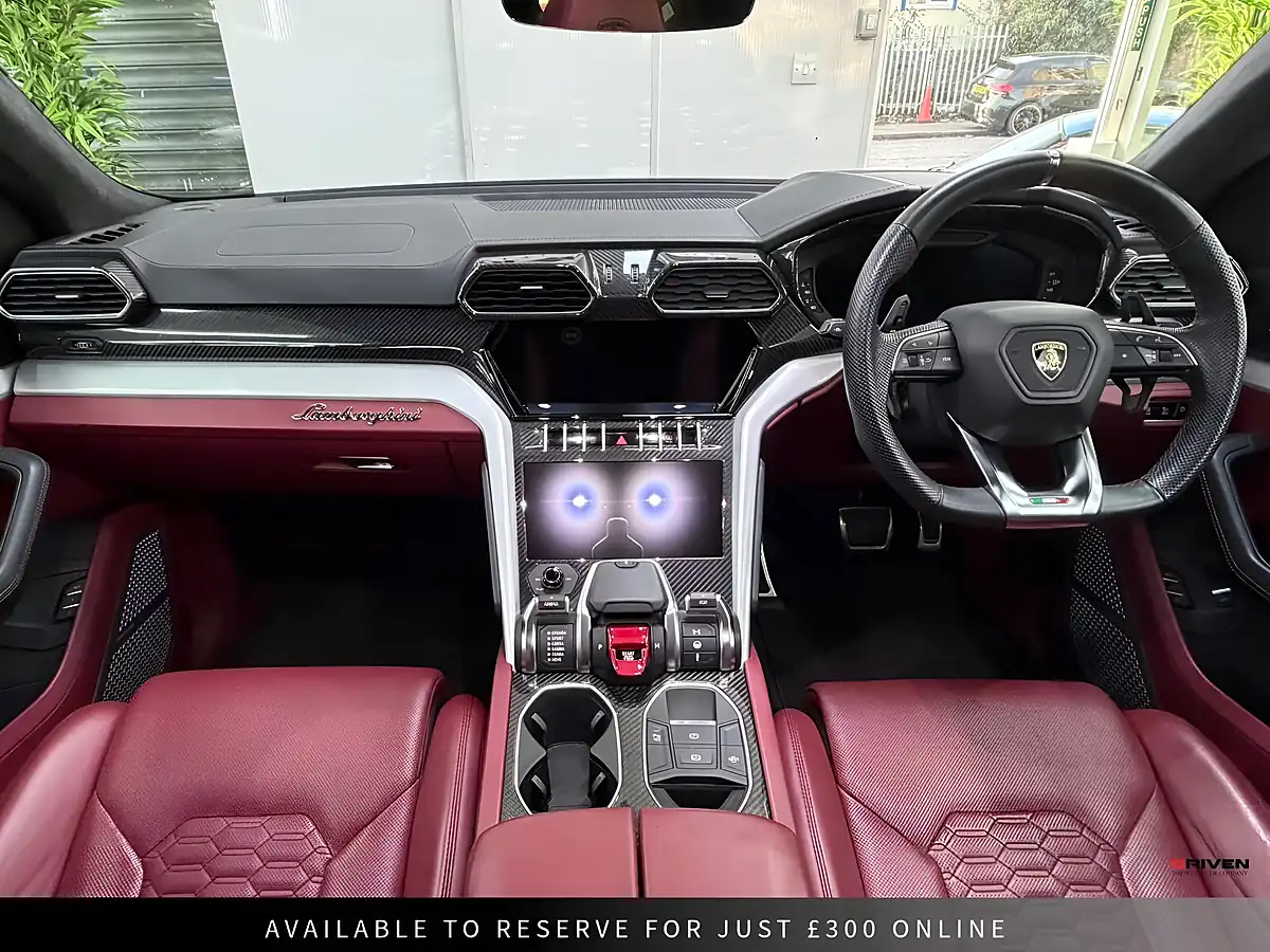 Used 2019 Lamborghini Urus Grey - Interior and Exterior details 4