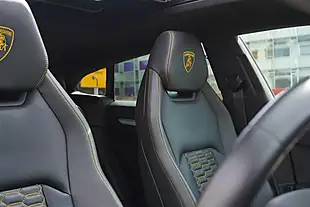 Used 2019 Lamborghini Urus Yellow - Interior and Exterior details 16