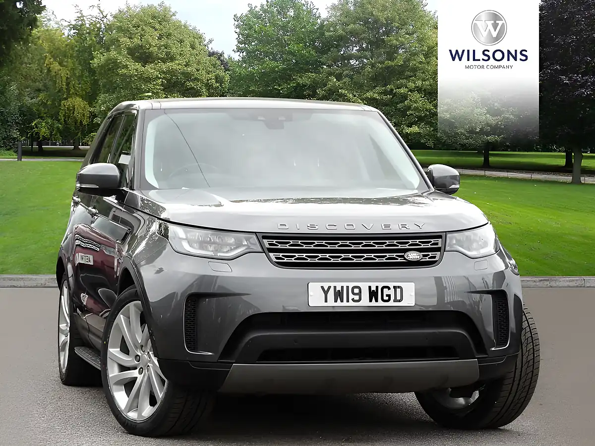 Used 2019 Land Rover Discovery Anniversary Edition Grey - Front View