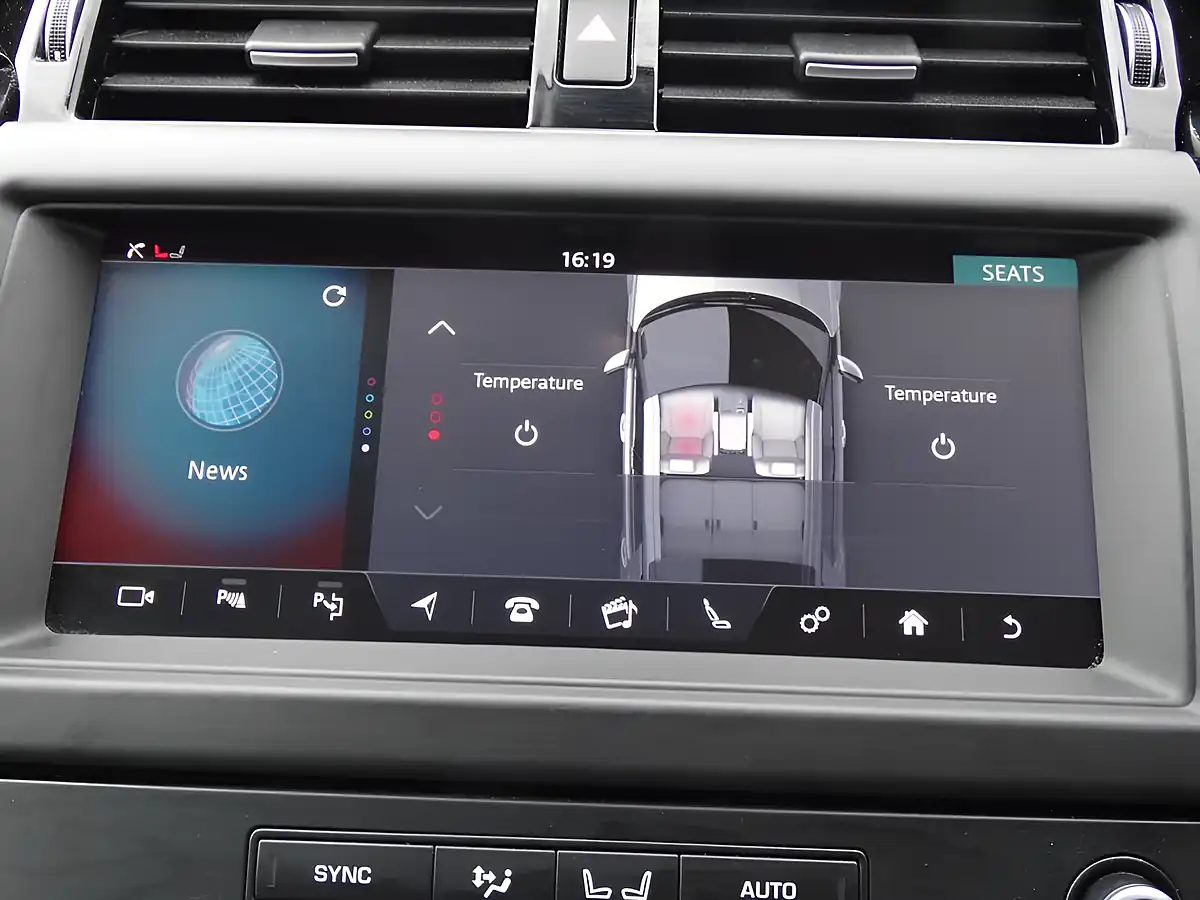 Used 2019 Land Rover Discovery Anniversary Edition Grey - Interior and Exterior details 14