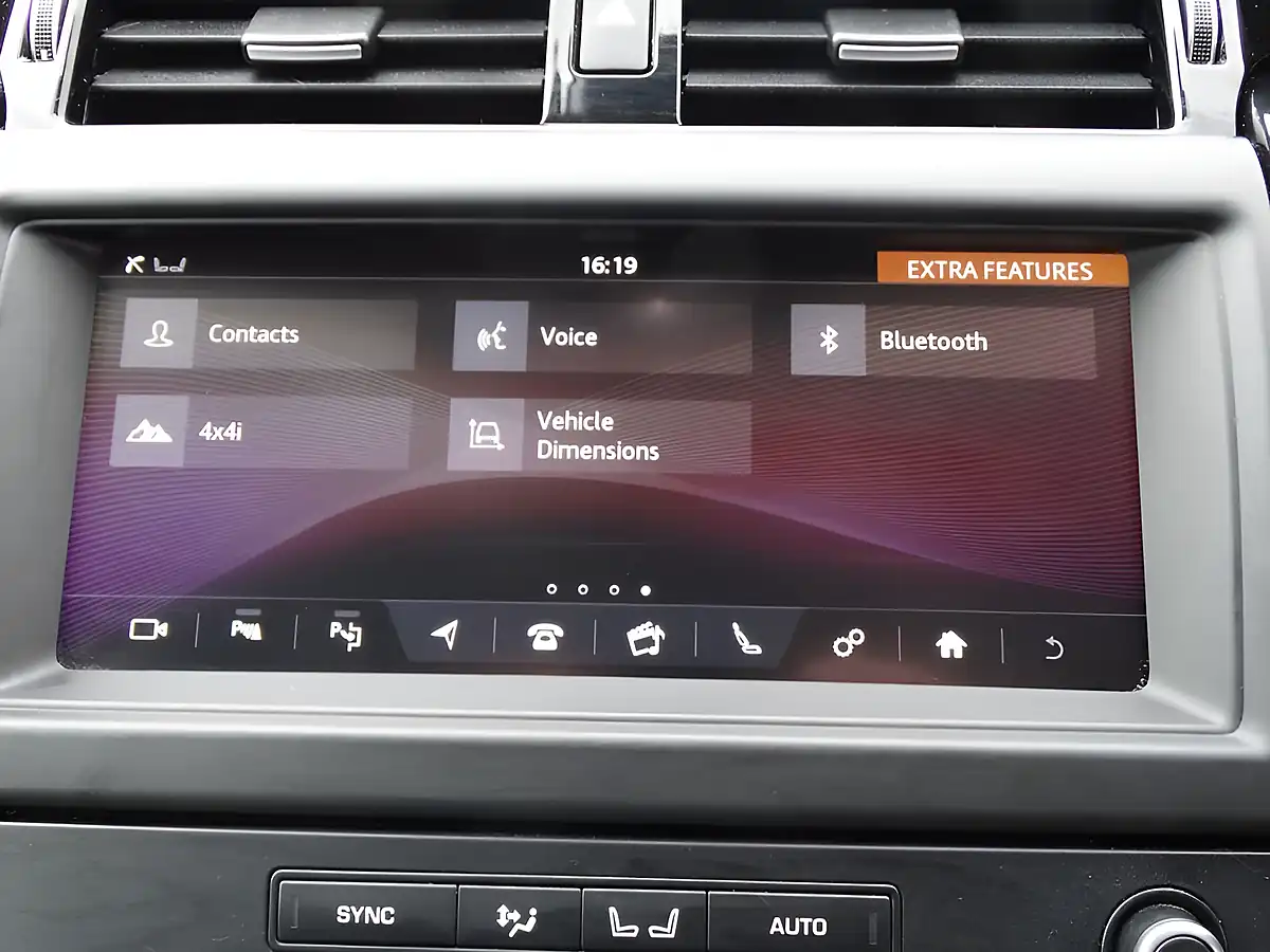 Used 2019 Land Rover Discovery Anniversary Edition Grey - Interior and Exterior details 15