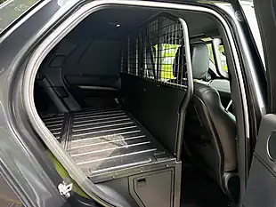 Used 2019 Land Rover Discovery Hse Black - Interior and Exterior details 12