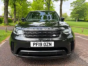Used 2019 Land Rover Discovery Hse Black - Interior and Exterior details 6