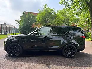 Used 2019 Land Rover Discovery Hse Black - Interior and Exterior details 8
