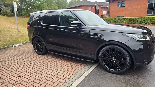2019 Land Rover Discovery SD V6 HSE