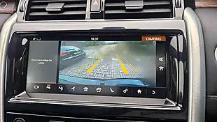 Used 2019 Land Rover Discovery Hse Black - Interior and Exterior details 14